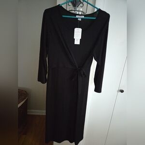 Times Two Maternity Wrap Dress NWT Size Large Black 3/4 Sleeve